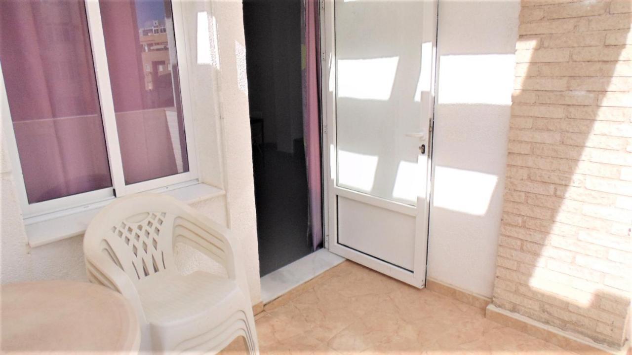 Heraclio. Atico A 150M Del Mar Torrevieja Luaran gambar